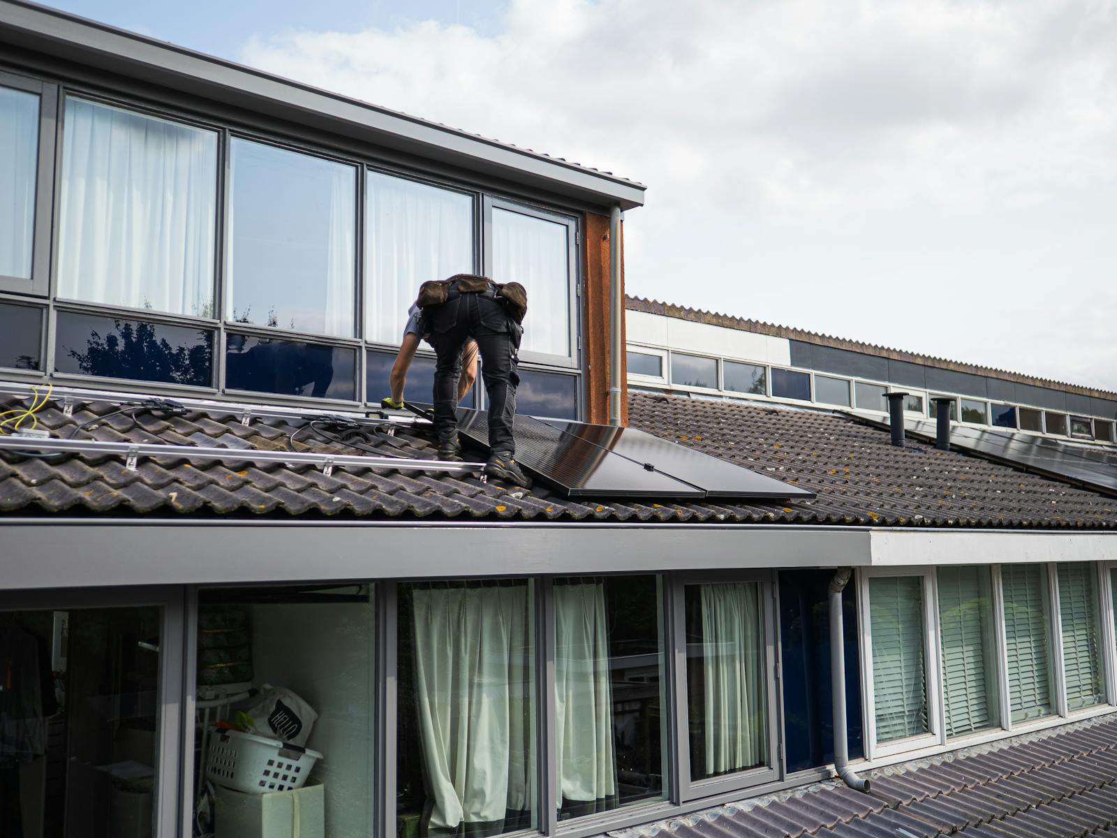 Installation de panneaux photovoltaïques sur toiture à Nice
